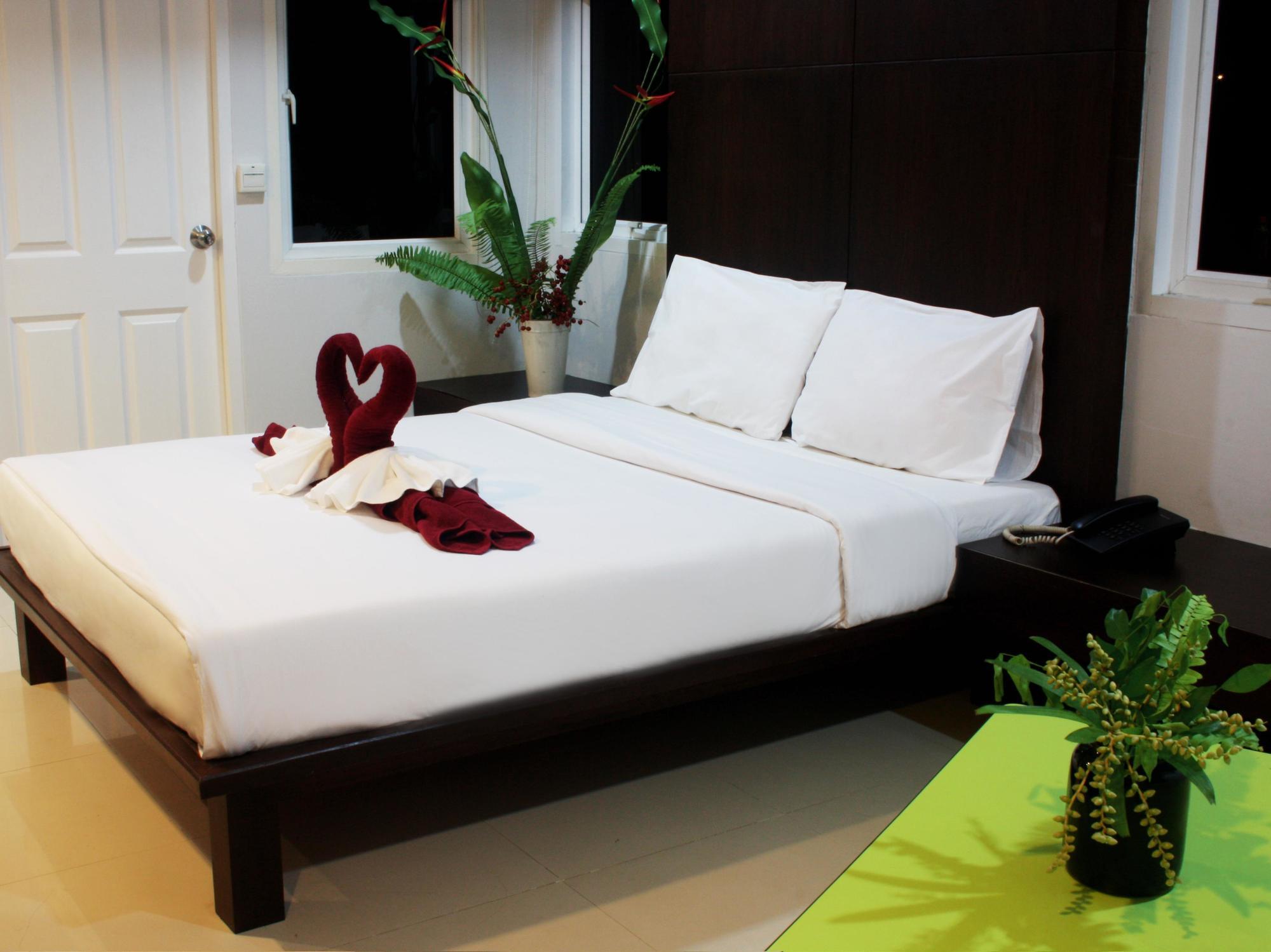 Baannueng@Kathu Hotel Phuket Bagian luar foto