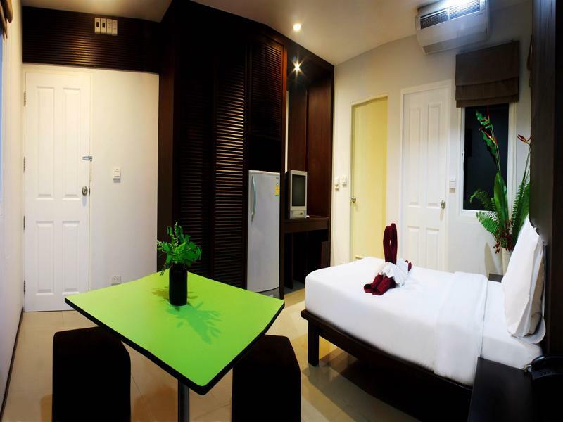 Baannueng@Kathu Hotel Phuket Bagian luar foto